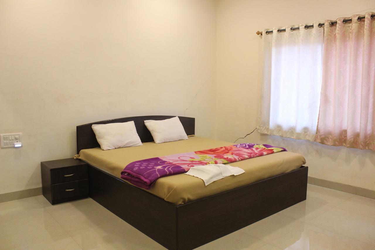 Malhar Bungalow Panchgani Dış mekan fotoğraf